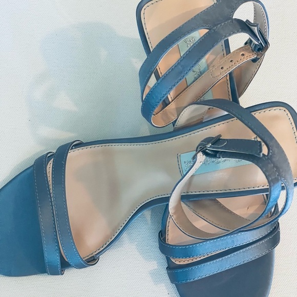 Betsey Johnson yasmi satin sandal dress shoes for women - Picture 3 of 11